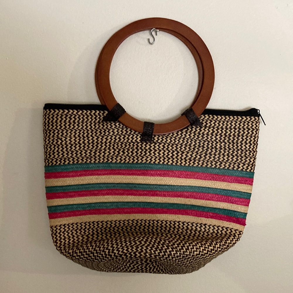 Colombian Palm Leaf Purse Raffia Handbag Wood Handles Handmade Straw Beach Tote